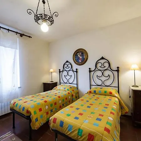 Piaggione Di Serravalle Hotel