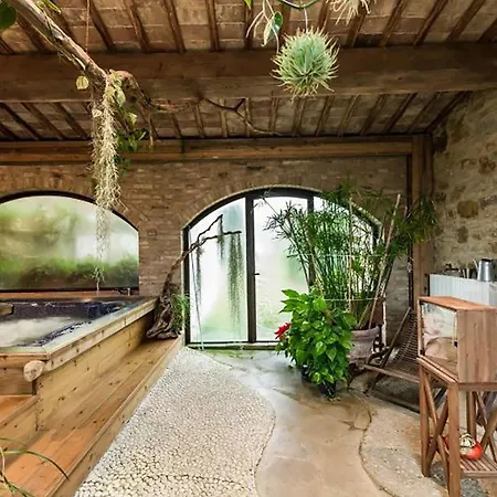 Piaggione Di Serravalle Hotel *