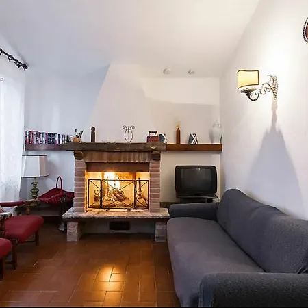 Piaggione Di Serravalle Hotel